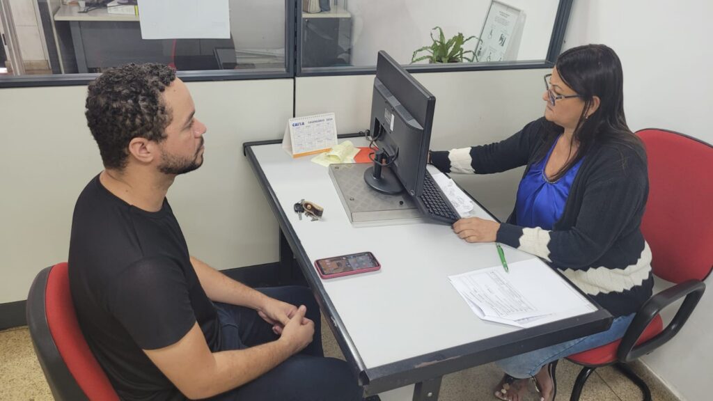 Setor de Serviços lidera alta de empregos na Capital 