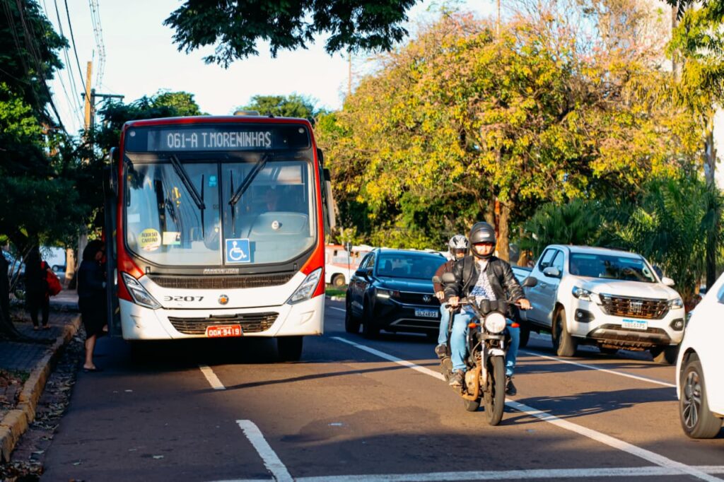 Transporte coletivo terá horários especiais neste feriado; confira